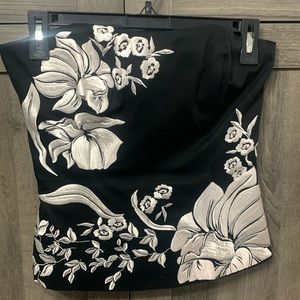 White House Black Market Black & White Floral Embroidered Bustier Corset Top 0